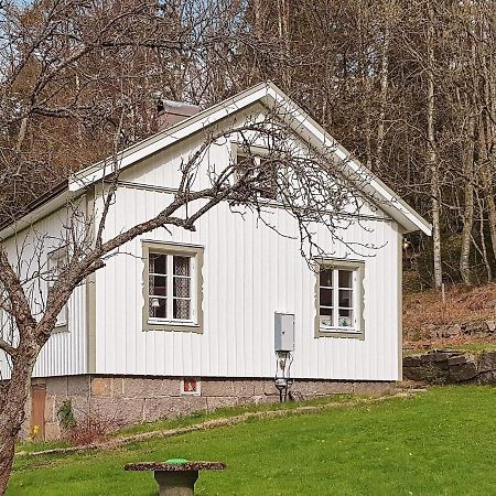 6 Person Holiday Home In Str Mstad Strömstad Esterno foto