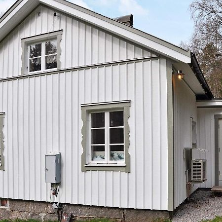 6 Person Holiday Home In Str Mstad Strömstad Esterno foto