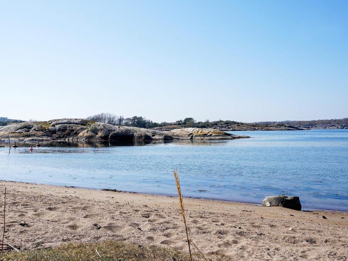 6 Person Holiday Home In Str Mstad Strömstad Esterno foto