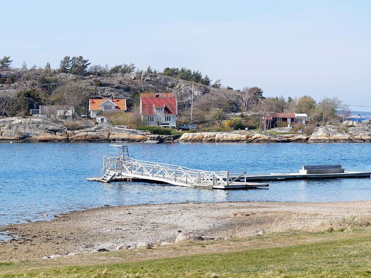 6 Person Holiday Home In Str Mstad Strömstad Esterno foto