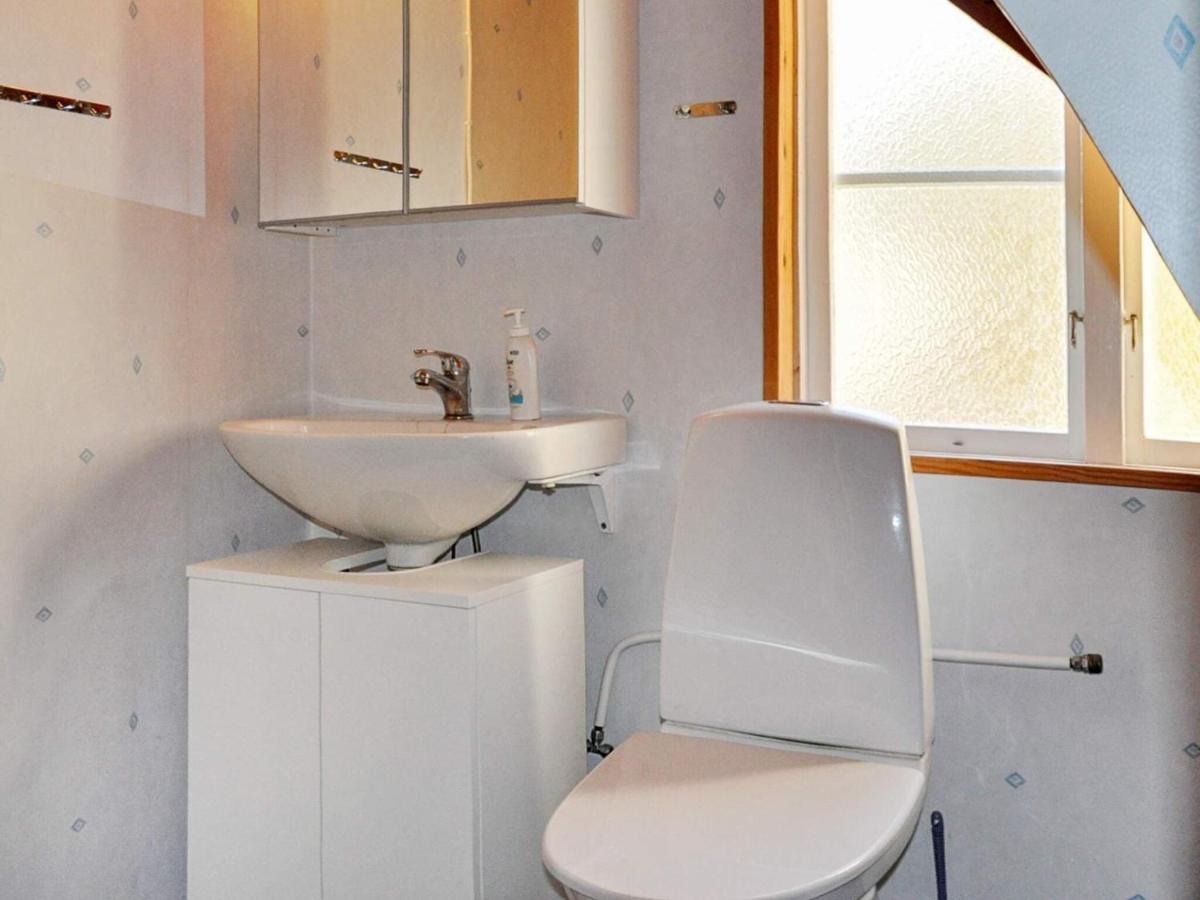 6 Person Holiday Home In Str Mstad Strömstad Esterno foto