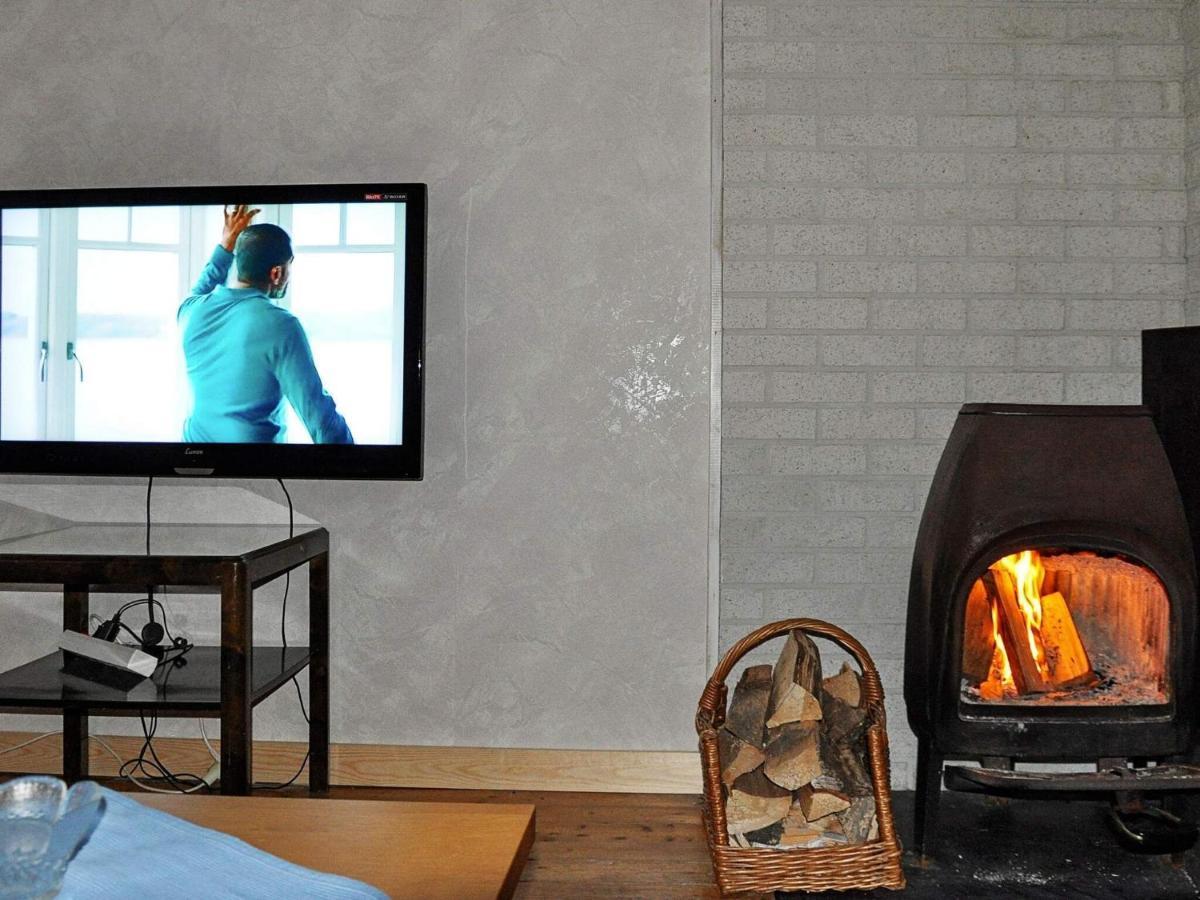 6 Person Holiday Home In Str Mstad Strömstad Esterno foto