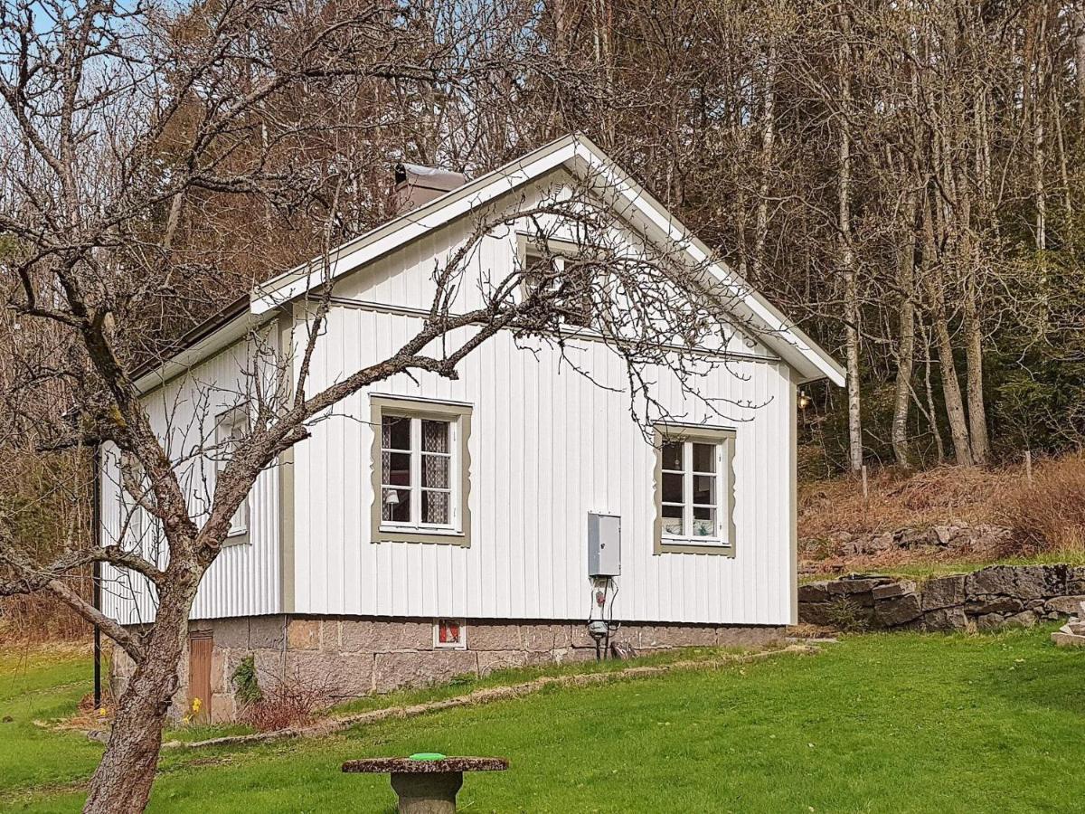 6 Person Holiday Home In Str Mstad Strömstad Esterno foto