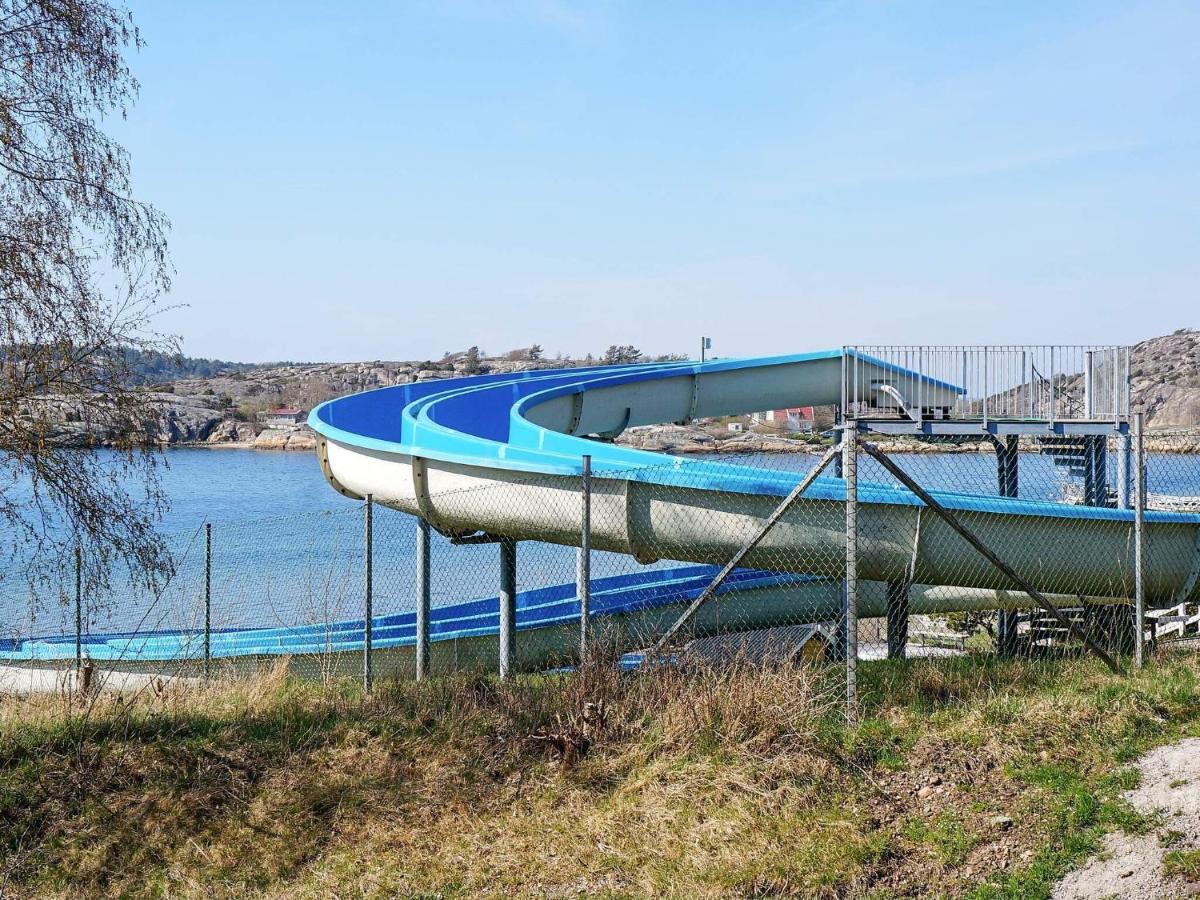 6 Person Holiday Home In Str Mstad Strömstad Esterno foto